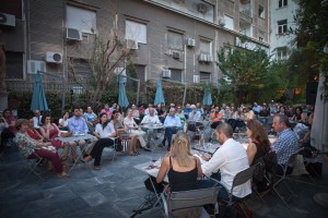 10 xoros metamfiesmenon kipos