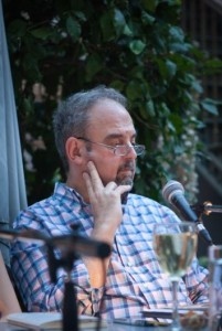 12 xoros metamfiesmenon kipos